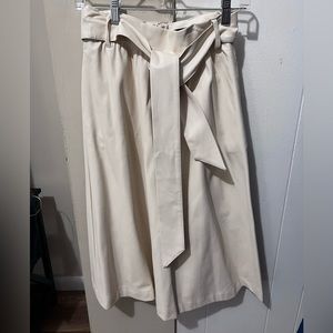 WHO What Where full faux leather cream midi skirt size small